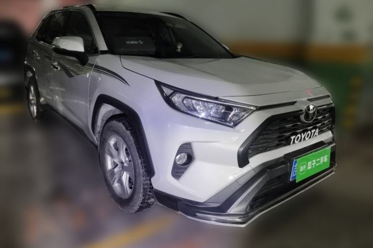 Used Toyota RAV4 2022 2.0L CVT Two-Wheel Drive Urban Edition Front Right 45 Deg