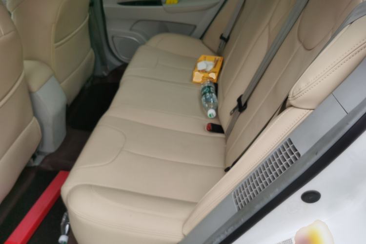 Used BYD Qin New Energy 2014 1.5T Flagship Model Left Rear Seat