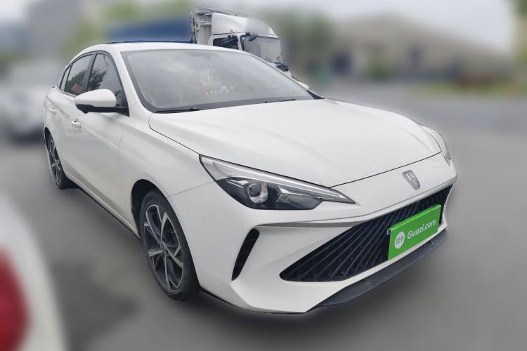 Used Roewe i5 2024 1.5L CVT Luxury Edition Front Right 45 Deg