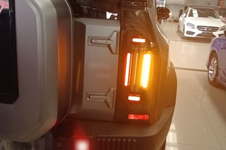 Used JETOUR Traveler 2023 2.0T All-Wheel Drive CrossPRO+
