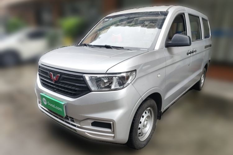 Used Wuling Hongguang V 2022 1.5L Jingqu Version Hydraulic Power Steering LAR