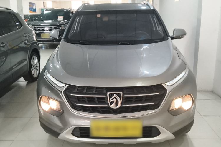 Used Baojun 510 2017 1.5L Manual Fashion Model