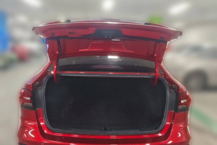 Used Roewe i5 2021 1.5L CVT Diamond Edition Trunk