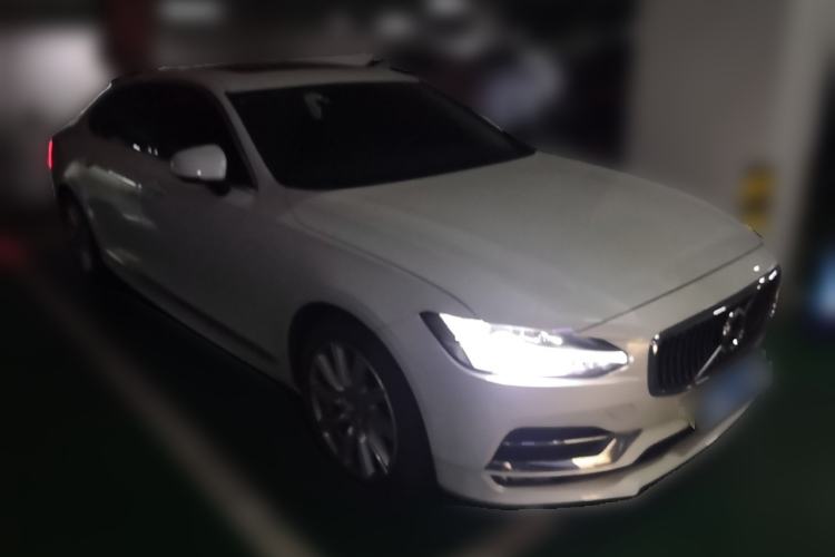 Used Volvo S90 2020 T5 Zhiyi Luxury Edition