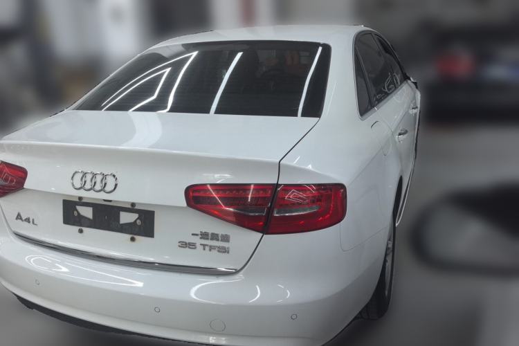 Used Audi A4L 2015 35 TFSI Automatic Standard Model Rear Right 45 Deg
