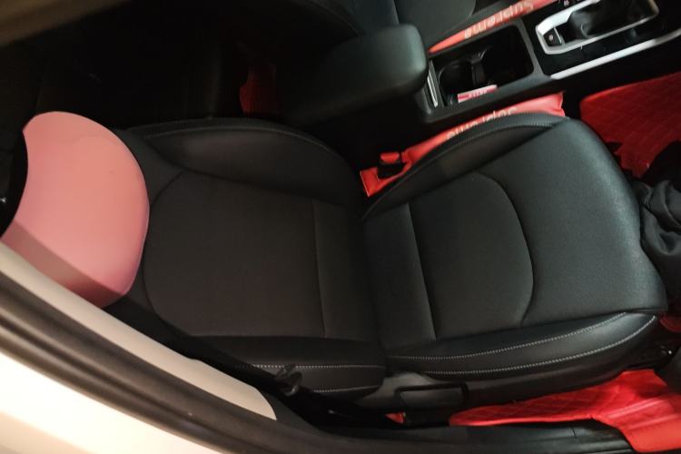 Used Kia K3 2021 Revised 1.5L CVT Fashion Edition Right Front Seat