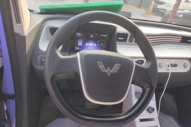Used Wuling Hongguang MINIEV 2022 Macaron-Color Edition Lithium Iron Phosphate Steering Wheel