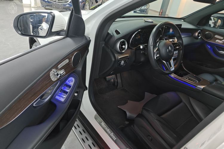 Used Mercedes-Benz GLC 2022 Refreshed GLC 300 L 4MATIC Dynamic Edition Prestige Version
