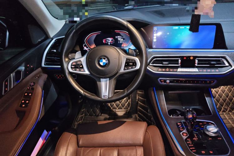 Used BMW X5 2020 xDrive40i Luxury Model with M Sport Package
