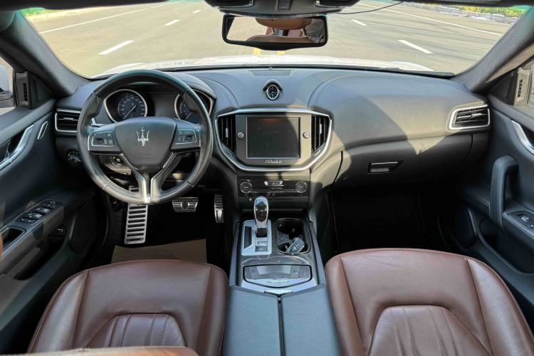 Used Maserati Ghibli 2014 3.0T Standard Edition
