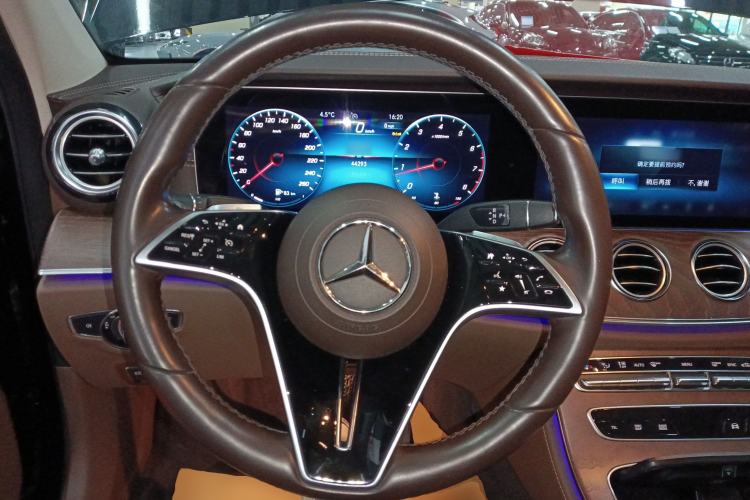 Used Mercedes-Benz E-Class 2023 Updated E 300 L Fashion Edition
