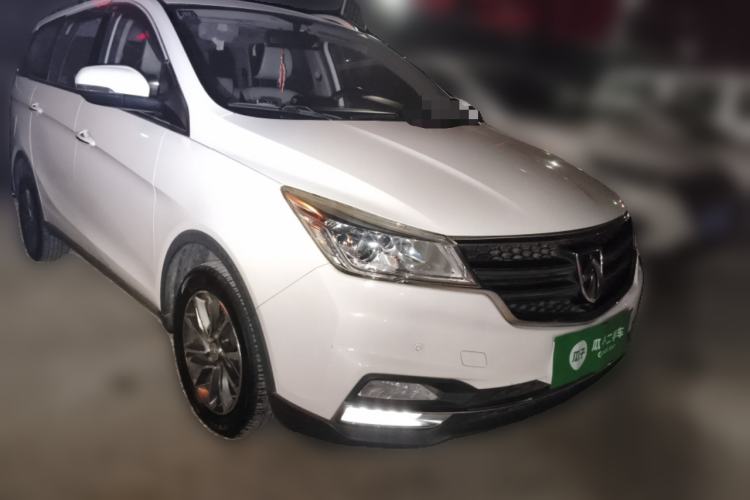Used Baojun 730 2019 1.5T CVT Flagship Version 7 Seats China V Emission Standard Front Right 45 Deg