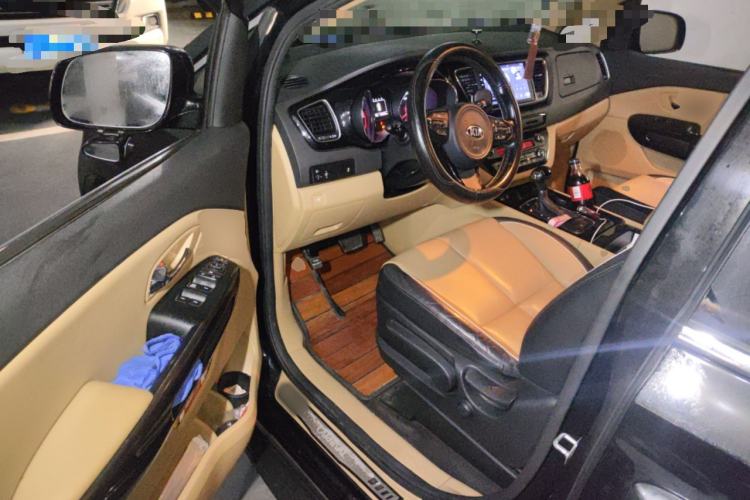 Used Kia Carnival 2015 2.2T Luxury Edition China IV Driver Seat