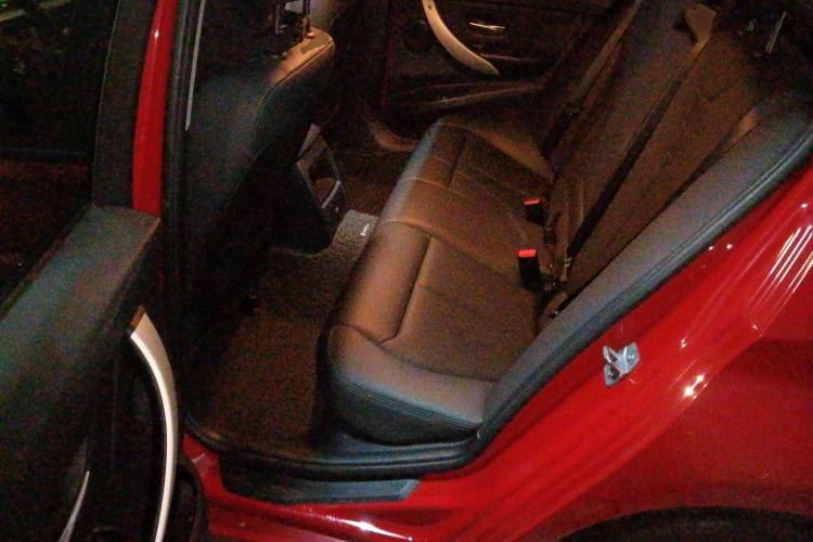 Used BMW 3 Series 2015 320i Active Edition
