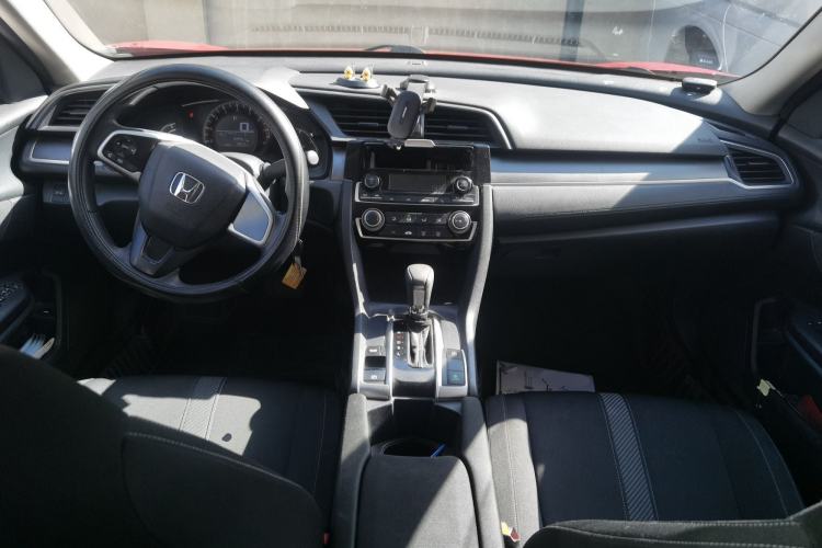 Used Honda Civic 2016 180TURBO CVT Comfort Version
