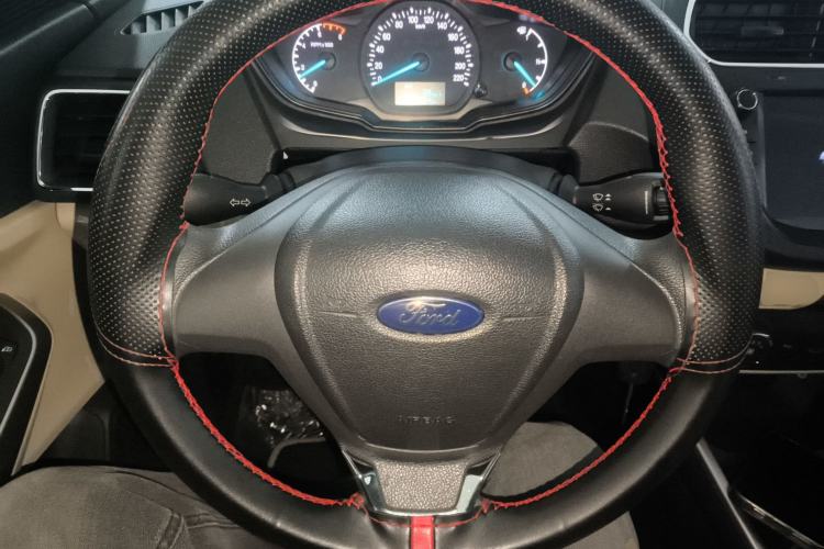 Used Ford Escort 2017 Revised Version 1.5L Manual Comfort Edition Steering Wheel