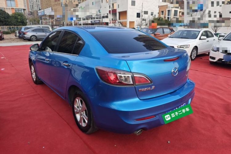 Used Mazda Mazda 3 2015 Sedan 1.6L Manual Comfort Model
