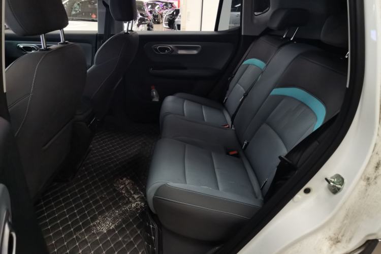 Used AION Y 2022 Plus 70 Enjoy Edition Left Rear Seat