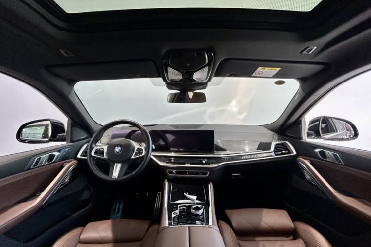 Used BMW X6 2023 xDrive40i Luxury Model with M Sport Package
