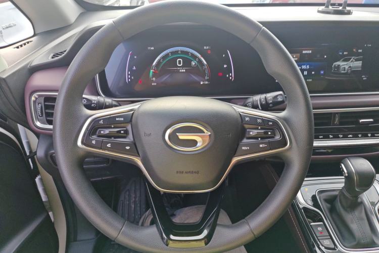 Used GAC Trumpchi M6 2023 PRO 270T DCT Elite Edition Steering Wheel