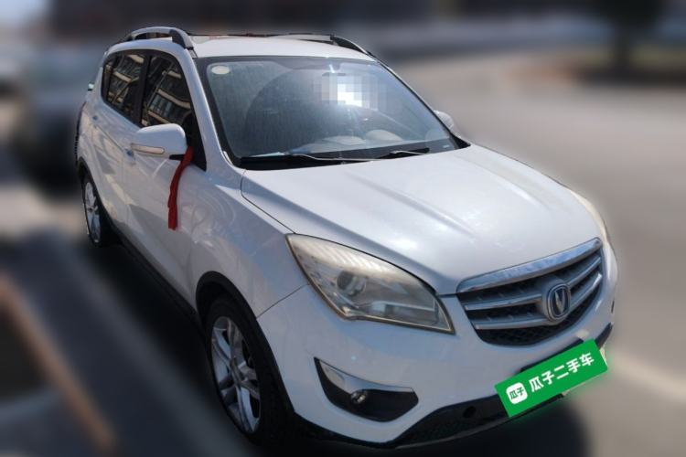 Used CHANGAN CS35 2015 1.6L Manual Luxury Model China IV Standard Front Right 45 Deg