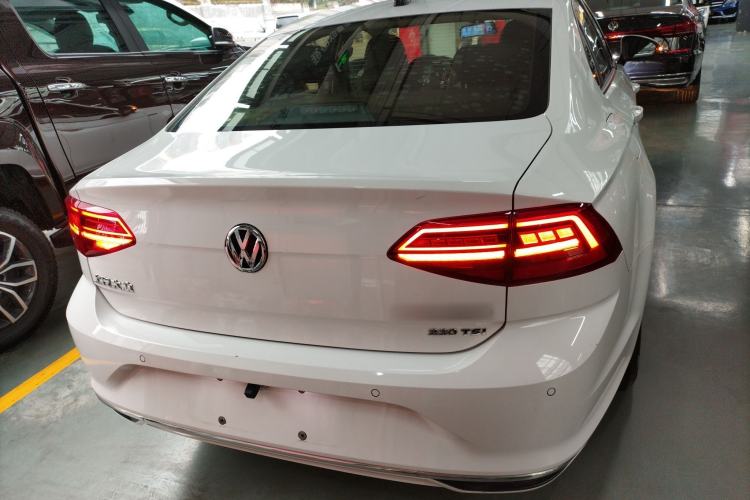 Used Volkswagen Lamando 2021 230TSI DSG Fashion Edition
