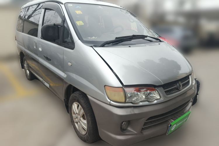 Used FORTHING Lingzhi 2012 Commercial Version 1.6L Special Offer Model Front Right 45 Deg