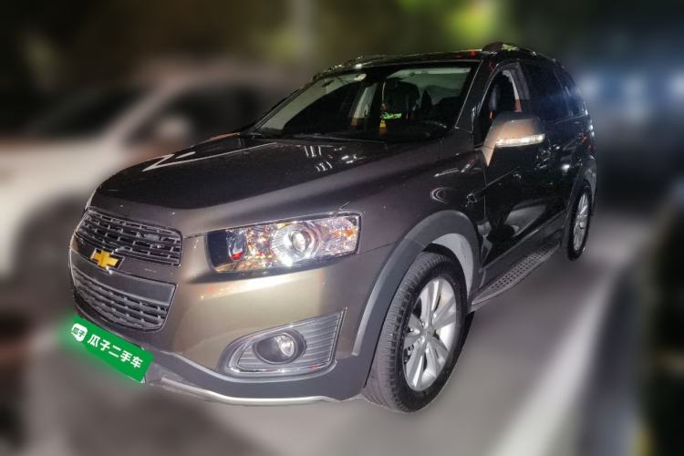 Used Chevrolet Captiva 2015 2.4L 4x4 Flagship Edition 7-Seater