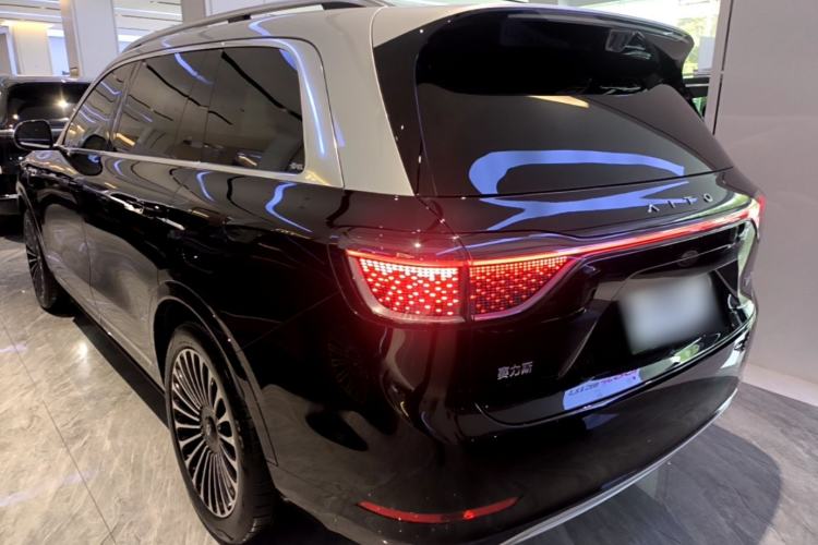 Used Hima AITO M9 2025 Extended-Range Ultra Version 52 kWh 5-Seater Edition Rear Left 45 Deg