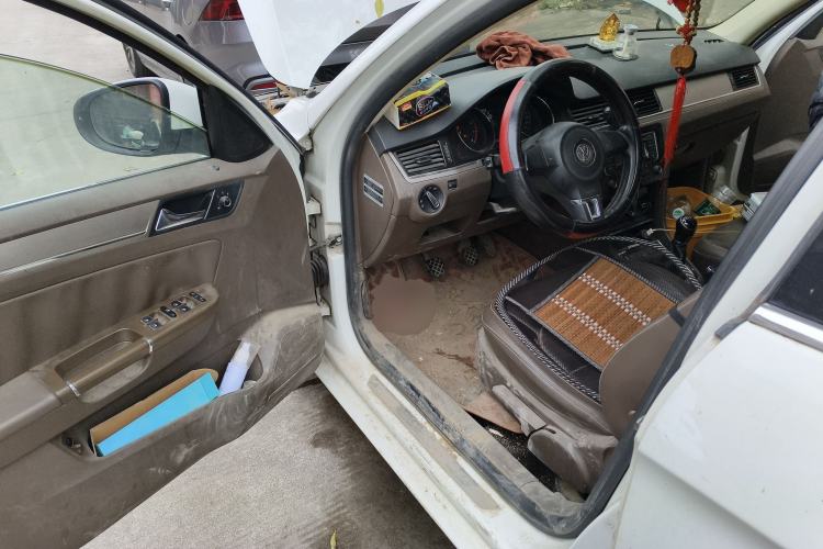 Used Volkswagen Bora 2014 1.6L Manual Comfort Model Driver Seat