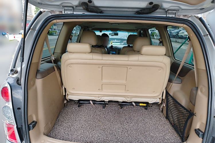 Used Buick GL8 2011 2.4L CT Comfort Edition Trunk