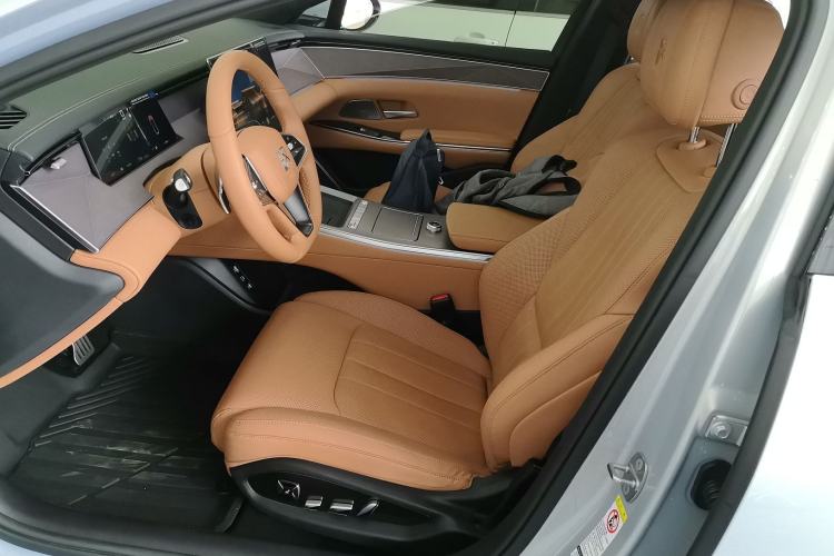 Used BYD Han L 2025 EV Four-Wheel Drive LiDAR Flagship Model Left Front Seat