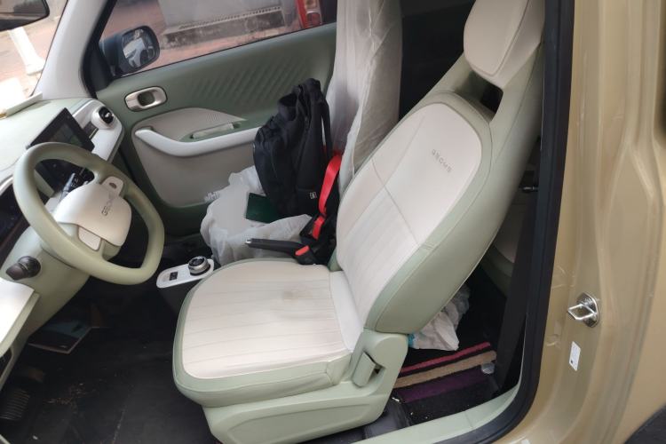 Used Geely Galaxy Panda 2025 210km Panda Rider Left Front Seat