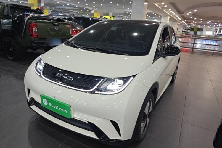 Ojetý BYD Dolphin 2023 420 km Fashion Edition Guazi used car, China used car export, Used car for sale, Used  cars, Cheapest cars for sale