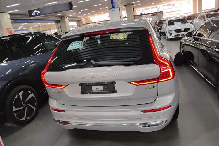 Used Volvo XC60 2024 B5 4x4 Smart Luxury Edition
