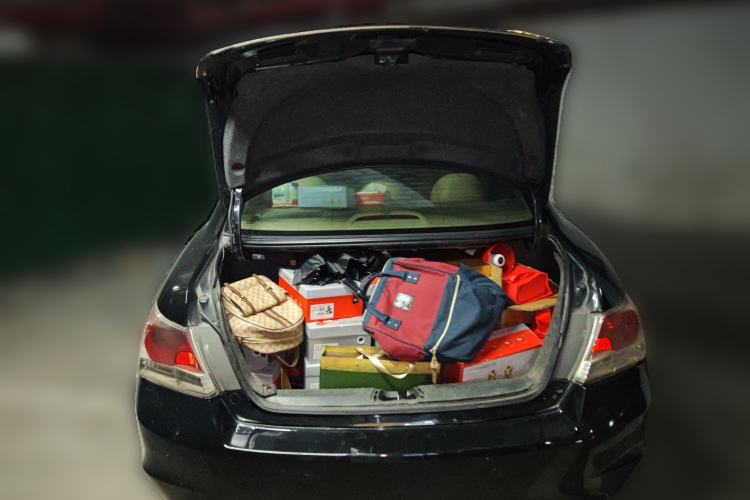 Used Honda Accord 2010 2.4L LX Trunk