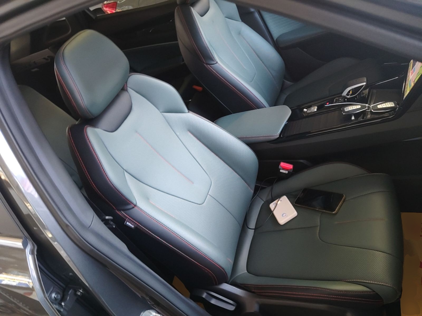 Geely Auto Emgrand X7 Sport 2024 1.5TD Smart Connect+ — снимка 19