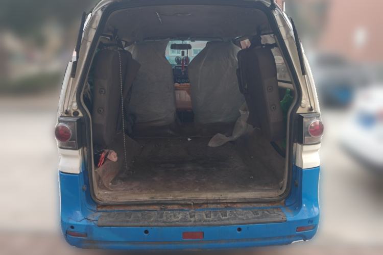 Used FORTHING Lingzhi 2015 M5 Q7 2.0L 7-seat Long-Wheelbase Comfort Model
