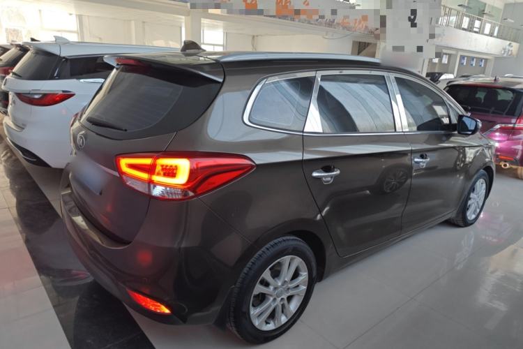 Used Kia Carens 2013 2.0L 7-Seater Automatic Luxury Version China IV Standard