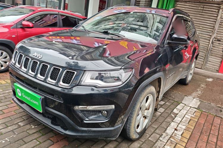 Used Jeep Compass 2017 200T Automatic Family Edition
