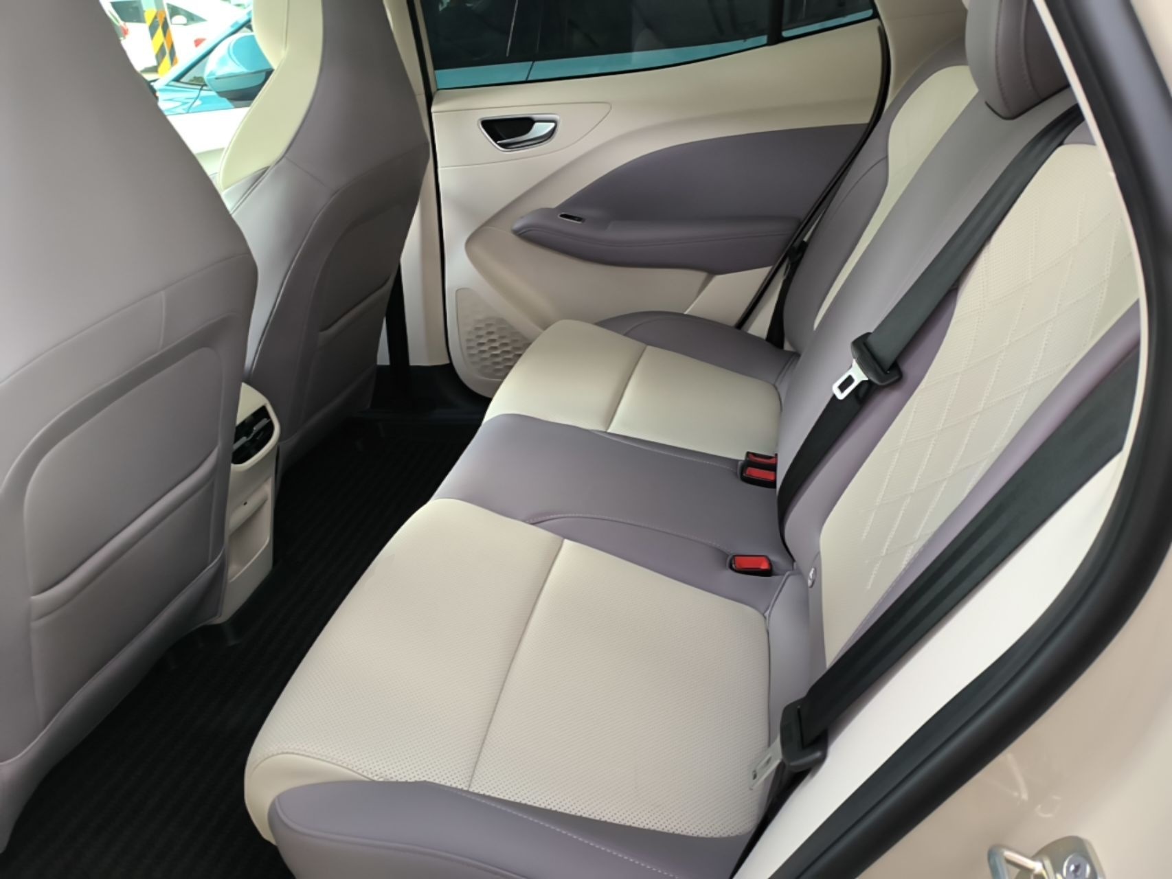 MG 4 EV 2026 Revised 437 Smart Fun Edition — снимка 20