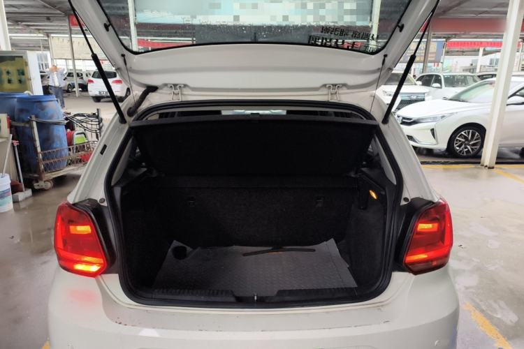 Used Volkswagen Polo 2018 1.5L Manual Drive-Comfort Model Trunk