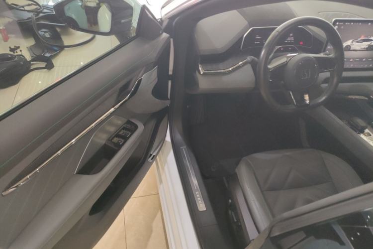 Used Zeekr 001 2022 Ultra-Long Range Dual-Motor YOU Version
