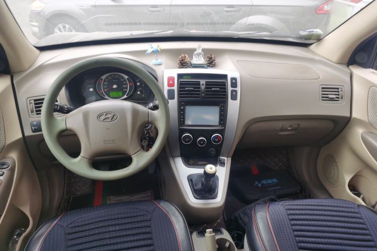 Used Hyundai Tucson 2009 2.0L Manual Two-Wheel Drive Fashion Edition