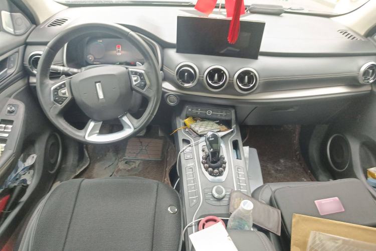 Used Wey VV6 2020 2.0T Two-Wheel Drive Smart Protection+
