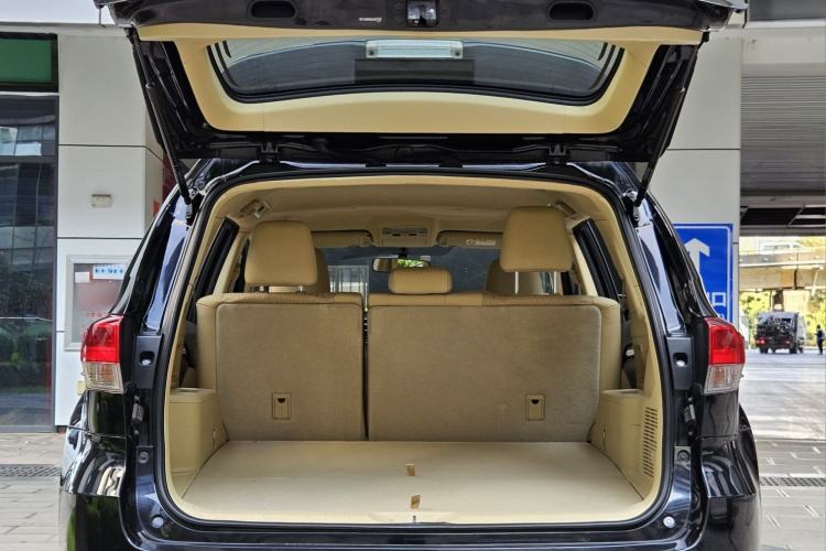 Used Toyota Highlander 2018 2.0T Two-Wheel Drive Elite Edition 5 Seats Emission Standard China V
