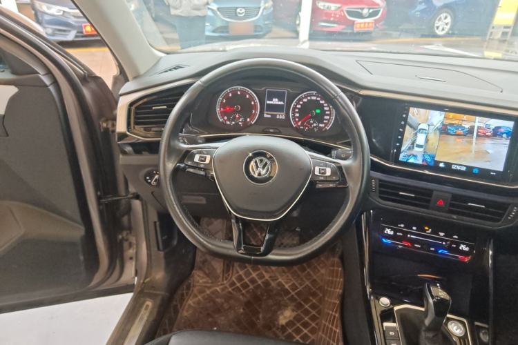 Used Volkswagen Tayron 2020 330TSI Two-Wheel Drive Luxury Smart Connectivity Version
