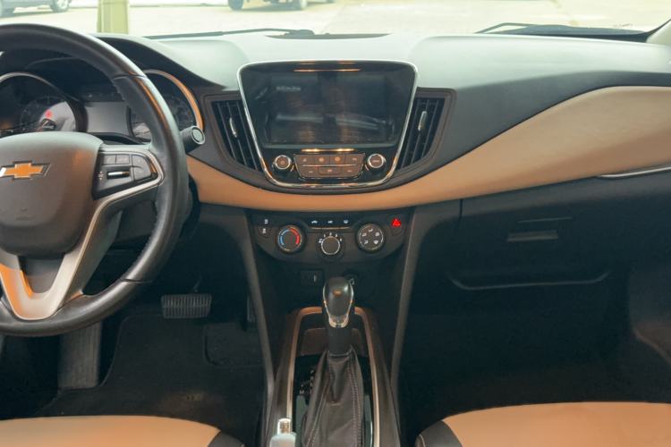 Used Chevrolet Monza 2020 320 Automatic Enjoyment Edition
