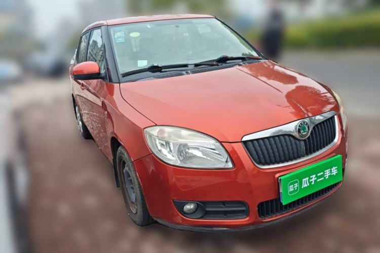 Used Skoda Fabia 2011 1.4L Manual Crystal Edition
