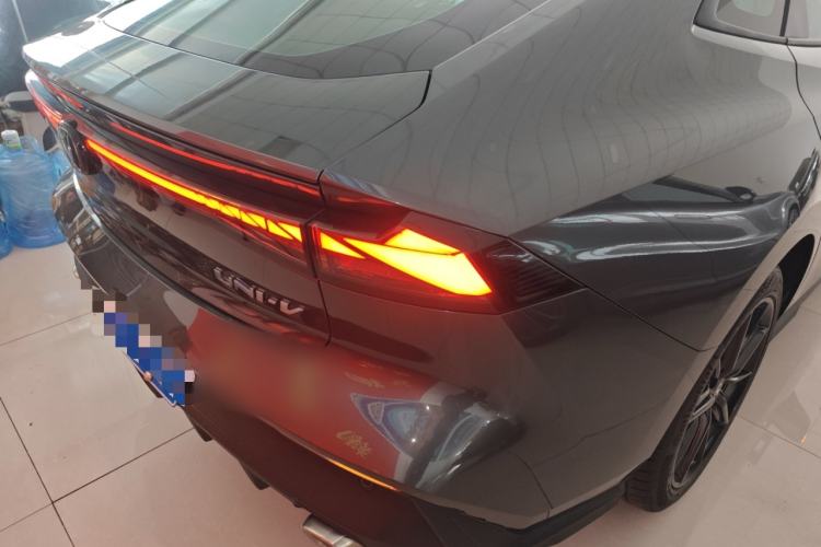 Used Changan UNI-V 2023 1.5T Prestige Model
